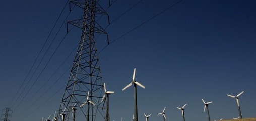Boosting transmission between East, West grids will lower costs: NREL